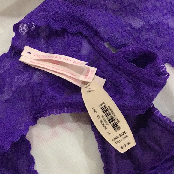NWT Victoria’s Secret thong - Picture 3 of 3